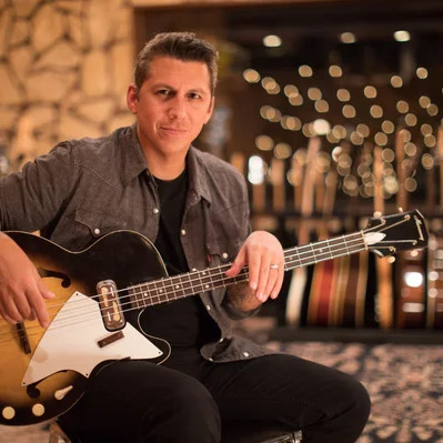 Mike Elizondo