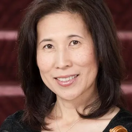Naomi Kazama