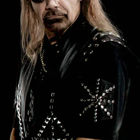 Ian Hill